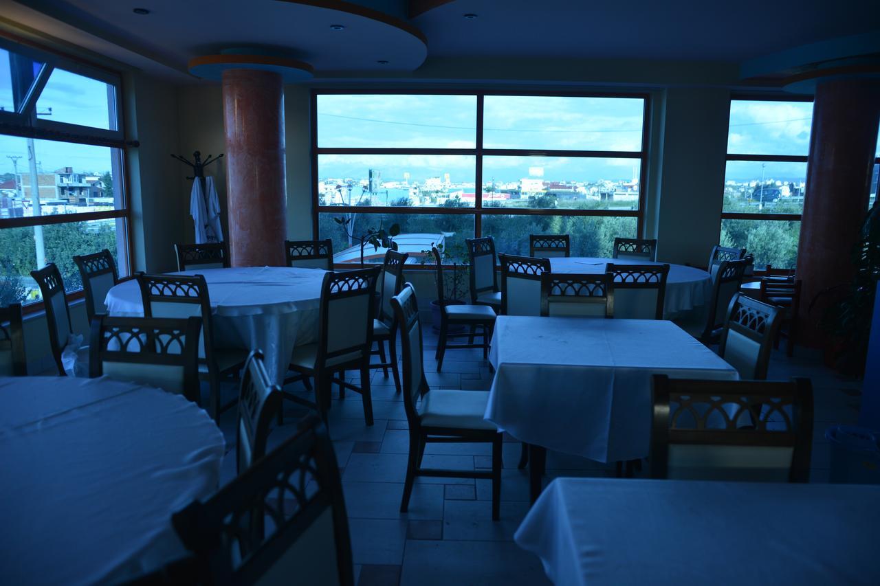 Royal Gaz Hotel Durrës Exteriör bild